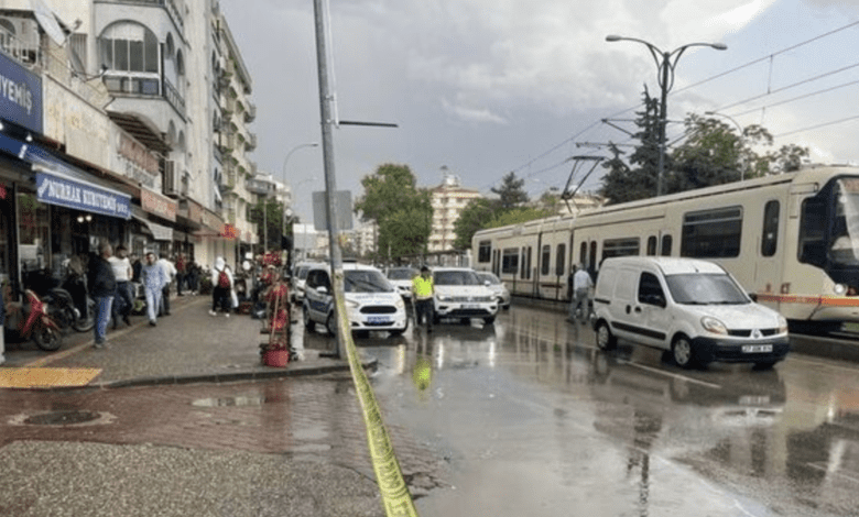 25 Aralık Durağında Tramvay Çocuğa Çarptı