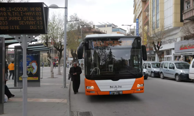 Büyükşehir den Öğrencilere Ulaşım Desteği 27