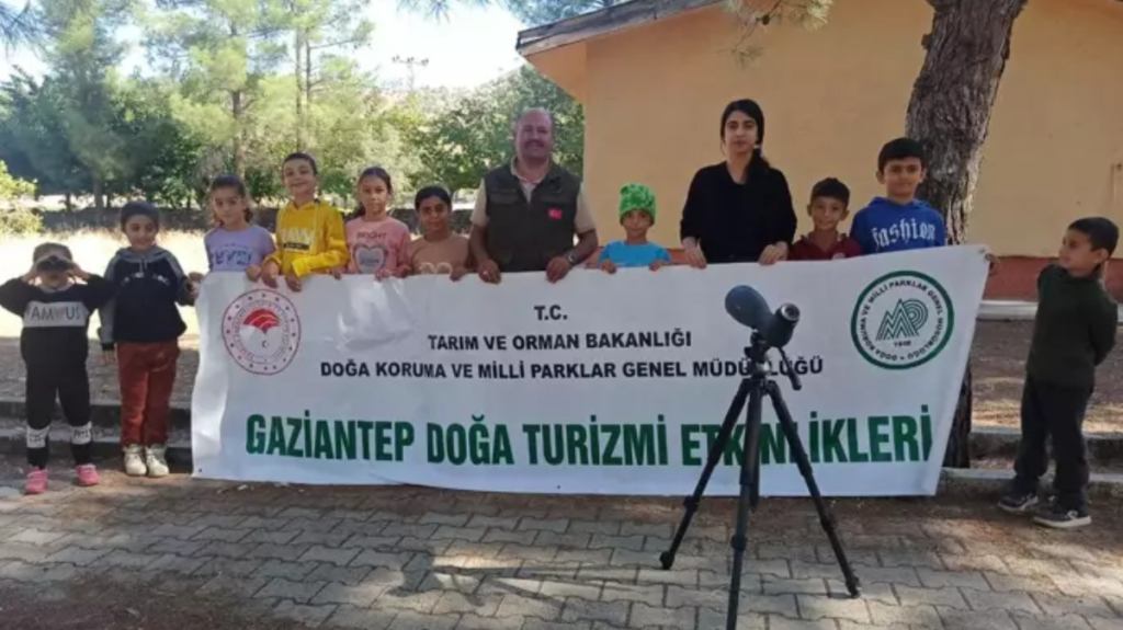 Gaziantep İslahiye de Öğrenciler Kuşları Gözlemledi 27