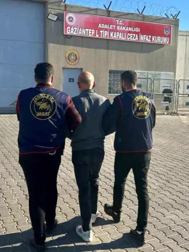 Gaziantep te 12 Yıl 3 Ay Cezalı Firari Hırsız Yakalandı