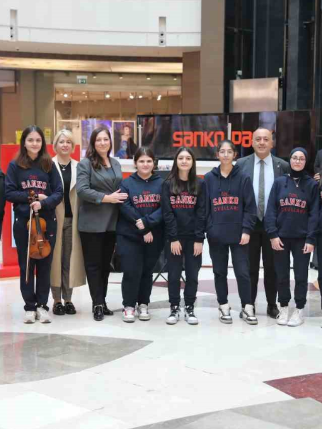 Gaziantep Sanko Okulları Öğrencilerinden Sanko Park Avm de Sergi