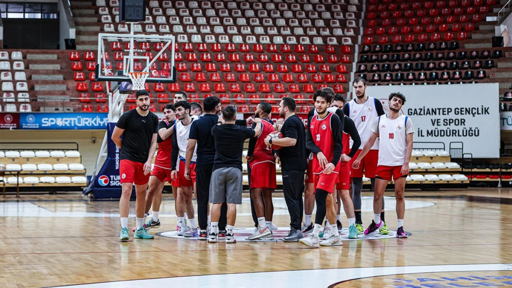 Gaziantep Basketbol Fenerbahçe Koleji Maçını Bekliyor