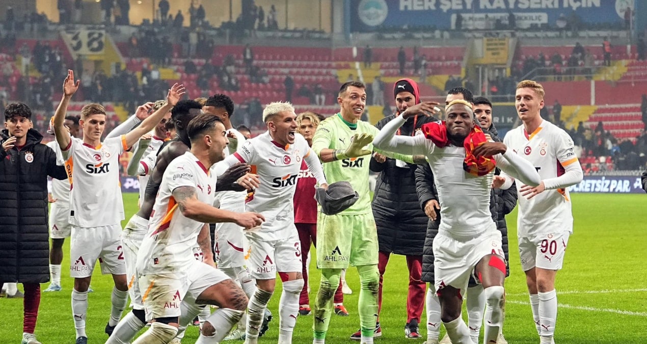 Galatasaray'ın Süper Lig Performansı: Gol Krallığı ve Savunma Sorunları