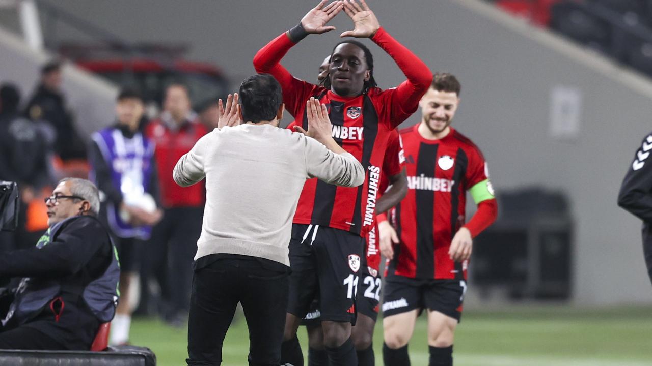 Gaziantep FK, Rizespor'u 1-0 Yenerek Üstünlük Sağladı