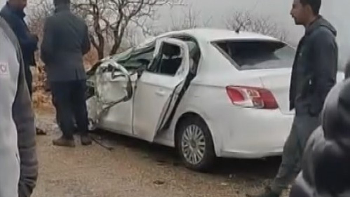 Gaziantep'te Otomobil ile Halk Otobüsü Çarpıştı: 5 Yaralı