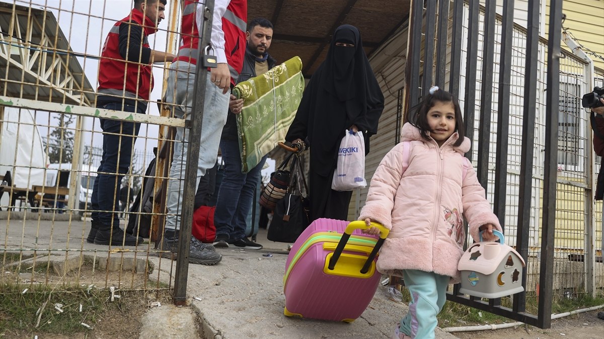 Suriyeli Çocuklar Türkiye'den Vatanlarına Dönüyor