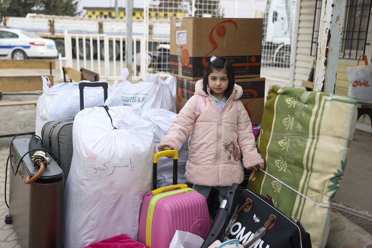 Suriyeli Çocuklar Türkiye'den Vatanlarına Dönüyor