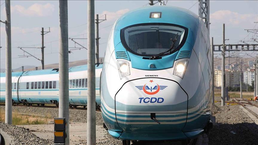 Türkiye'de Hızlı Tren Projeleri ile Seyahat Süreleri Kısalıyor