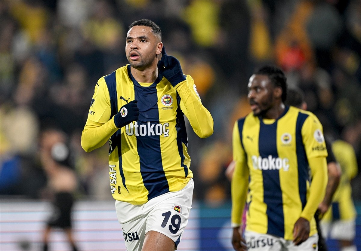 Fenerbahçe, Hatayspor'u 2-1 Yenerek İç Sahada 5. Galibiyetini Aldı