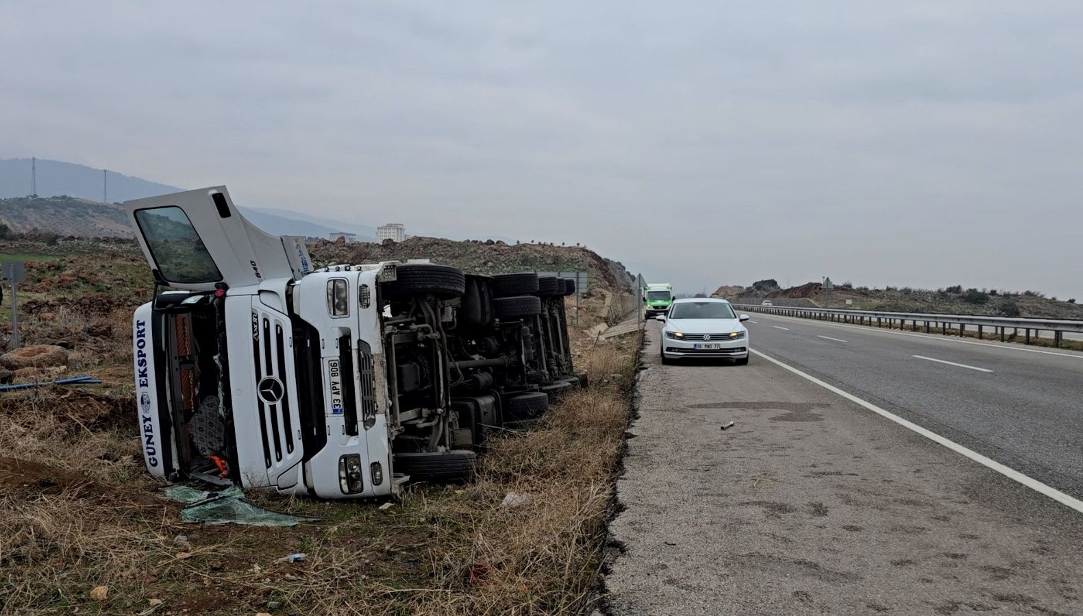 Gaziantep'te Bitkisel Yağ Yüklü Tanker Devrildi