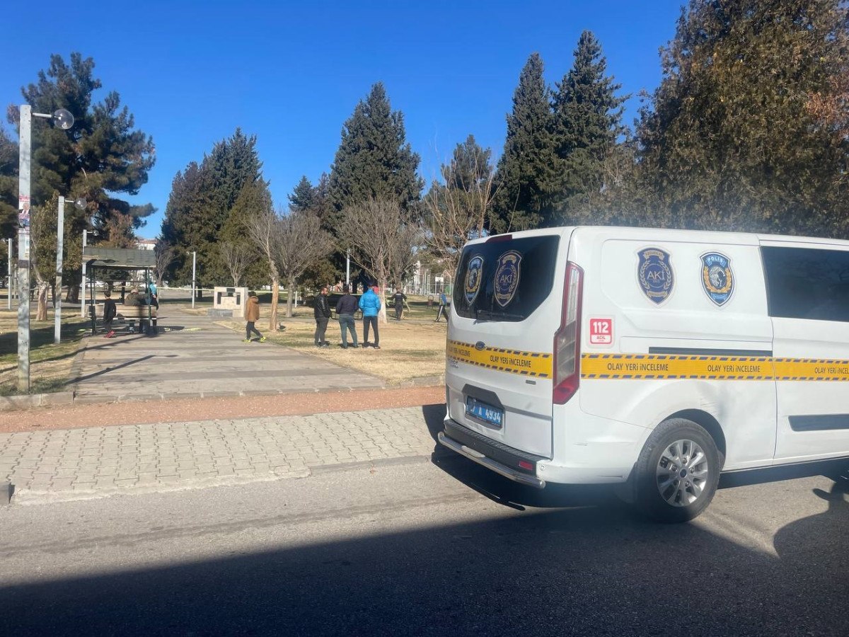 Gaziantep'te Parkta Silahla Yaralanan Kadın Ağır Yaralı