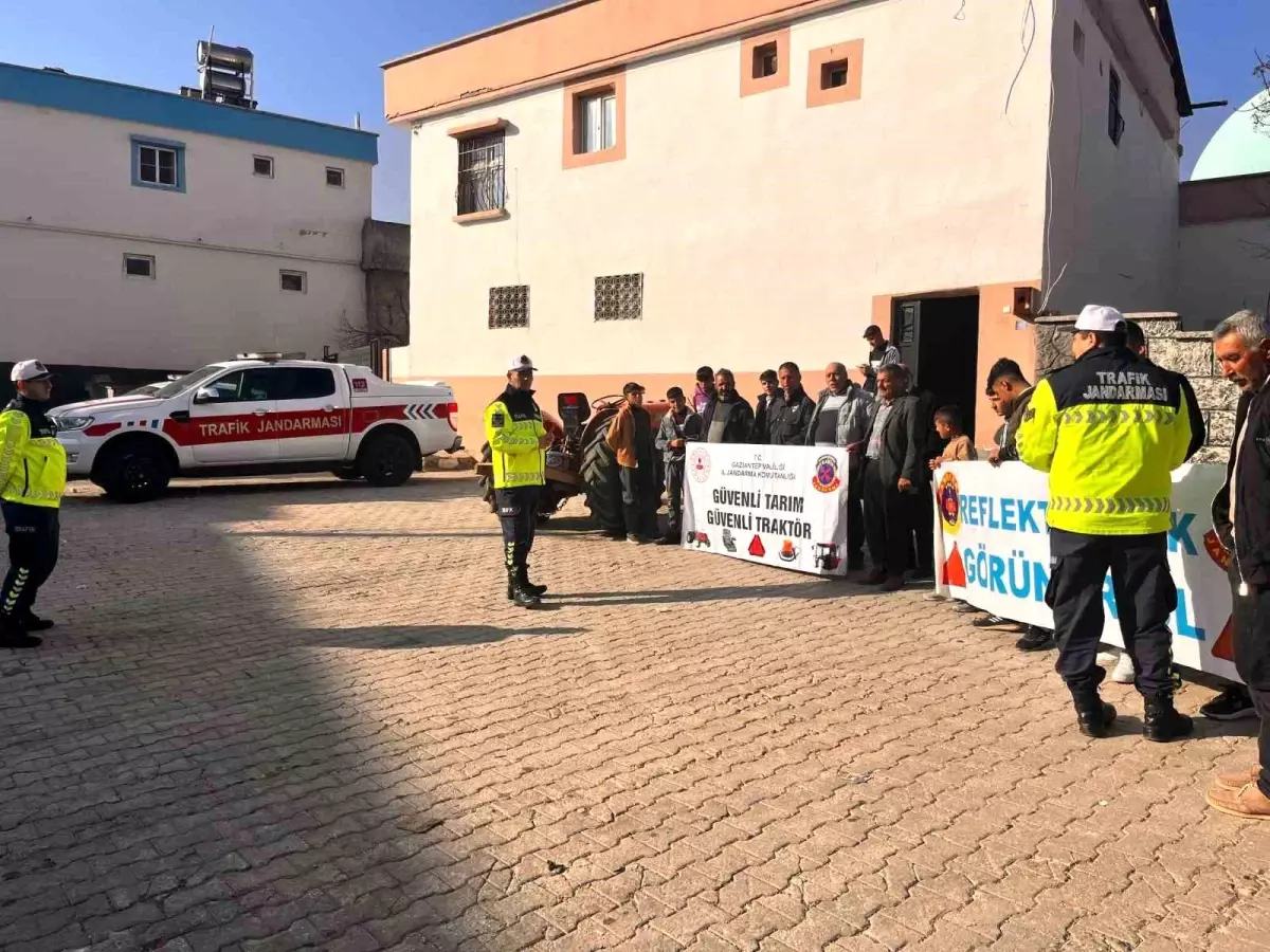 Gaziantep'te Traktör Sürücülerine Güvenlik Eğitimi Verildi