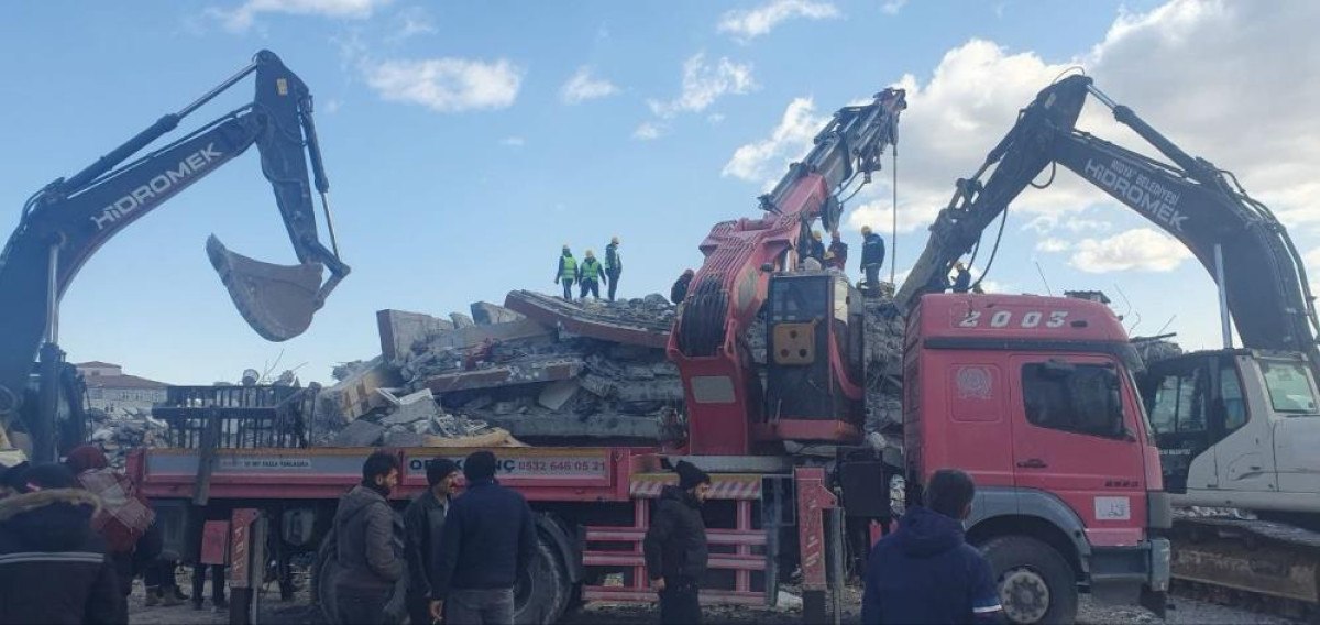 Gaziantep'teki Depremde Adalet Arayışı: Müteahhitin Tahliyesine Tepkiler