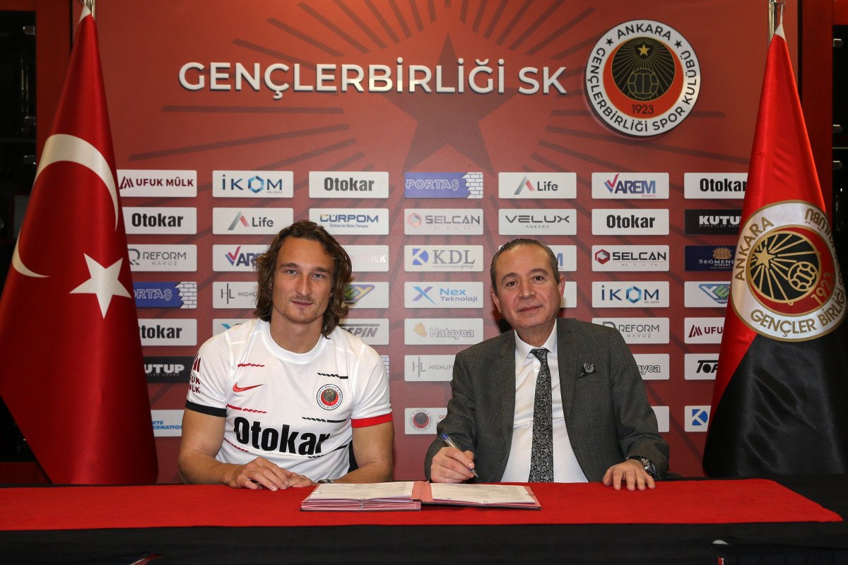 Gençlerbirliği Matej Hanousek'i Transfer Etti