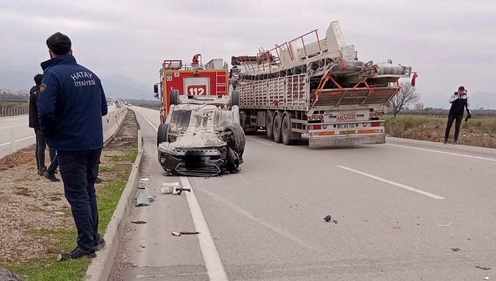 Hassa'da Trafik Kazası: 2 Yaralı