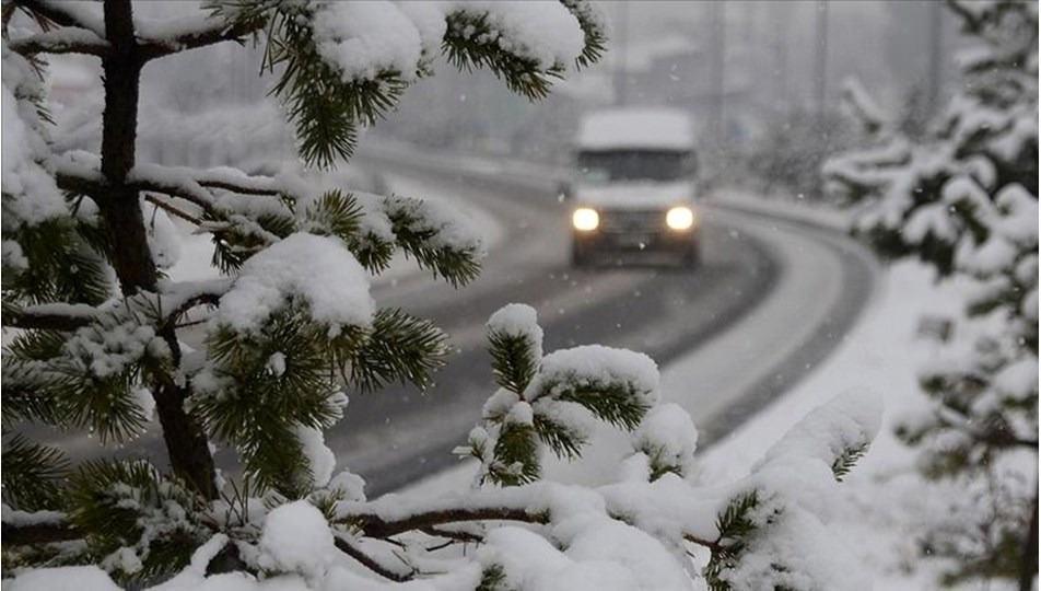 İstanbul'a Kar Yağışı Geliyor: Hava Durumu ve Uyarılar