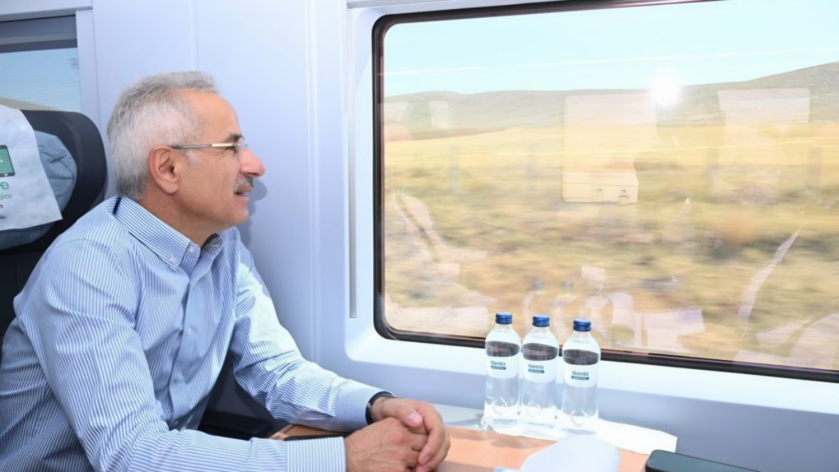 Konya-Karaman Hızlı Tren Hattı'nın 3. Yılı: Ulaşımda Yenilikler ve Başarılar