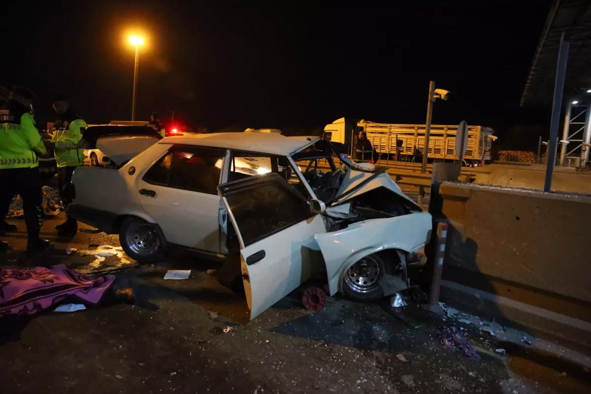 Mersin'de Otoyol Kazasında 2 Kişi Hayatını Kaybetti, 5 Yaralı