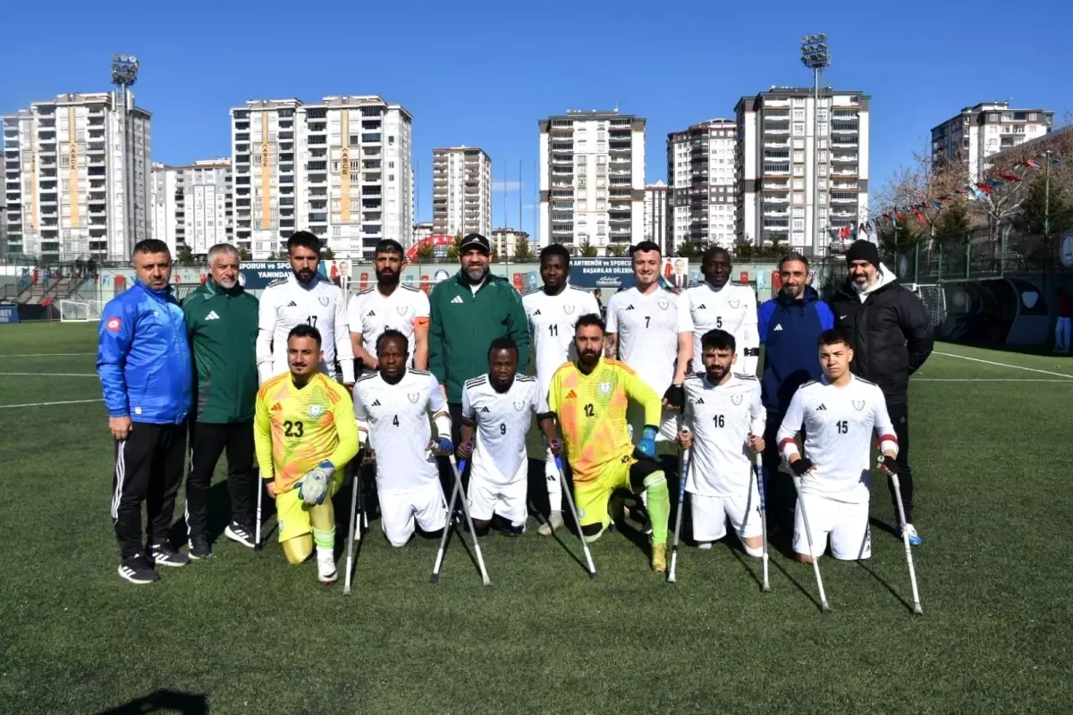 Şahinbey Belediye Ampute Futbol Takımı, Sakarya'yı 8-0 Mağlup Etti