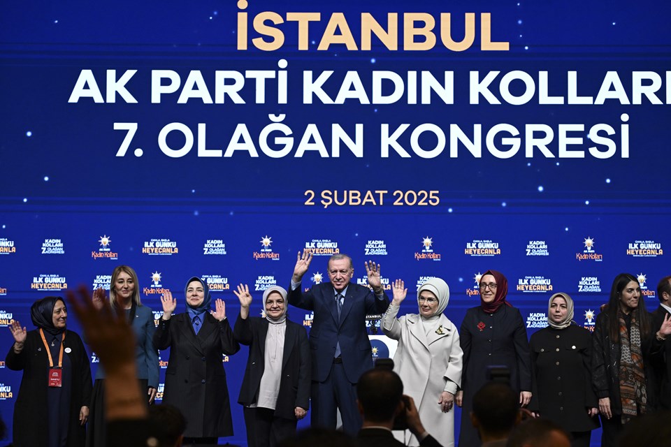 AK Parti 8. Büyük Kongre'ye Hazırlanıyor: Değişim Süreci Başladı