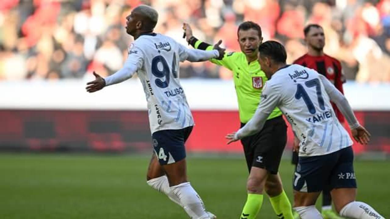 Anderson Talisca, Fenerbahçe'nin Başarısını Değerlendirdi