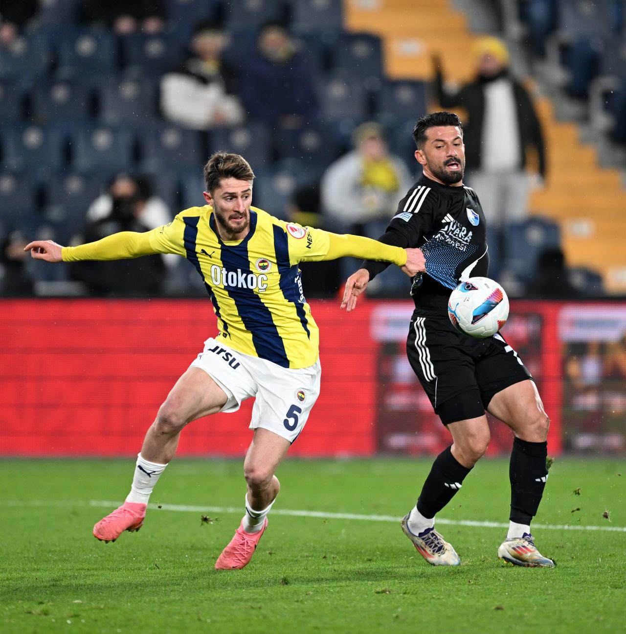 Fenerbahçe, Erzurumspor'u 5-0 Mağlup Etti