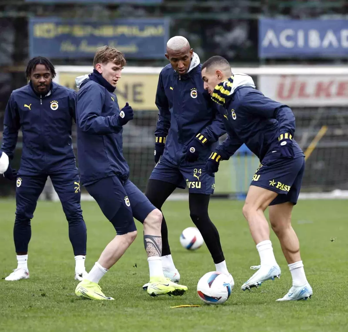 Fenerbahçe Gaziantep FK Maçına Hazırlanıyor