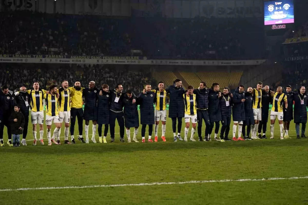 Fenerbahçe, Kasımpaşa'yı 3-1 Yenerek 7. Galibiyetini Aldı