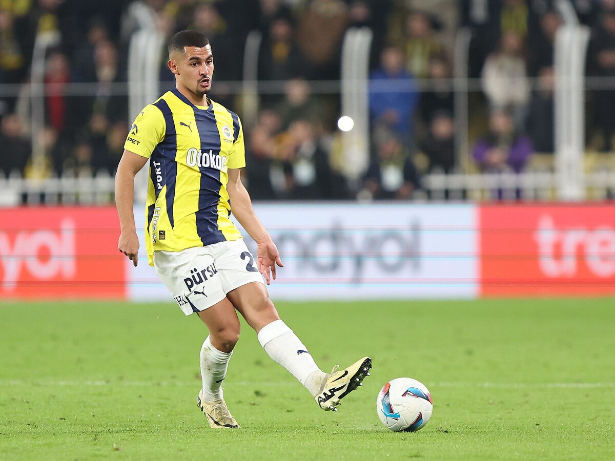 Fenerbahçe'de Levent Mercan Sakatlandı