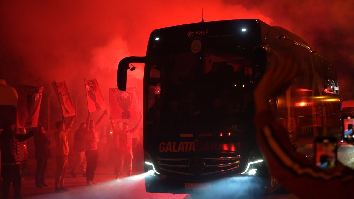 Galatasaray, Gaziantep'te Coşkulu Karşılandı