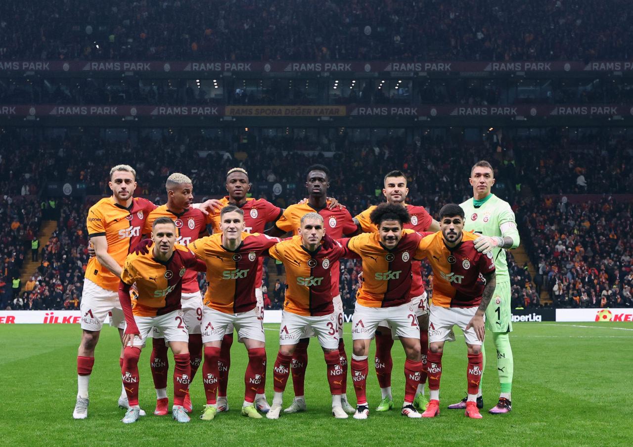 Galatasaray ve Fenerbahçe'nin Kalan Fikstürleri ve İkili Averaj Durumu