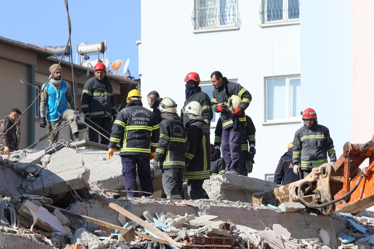 Gaziantep Büyükşehir Belediyesi, Deprem Sonrası Afet Yönetiminde Örnek Çalışmalar Yürüttü