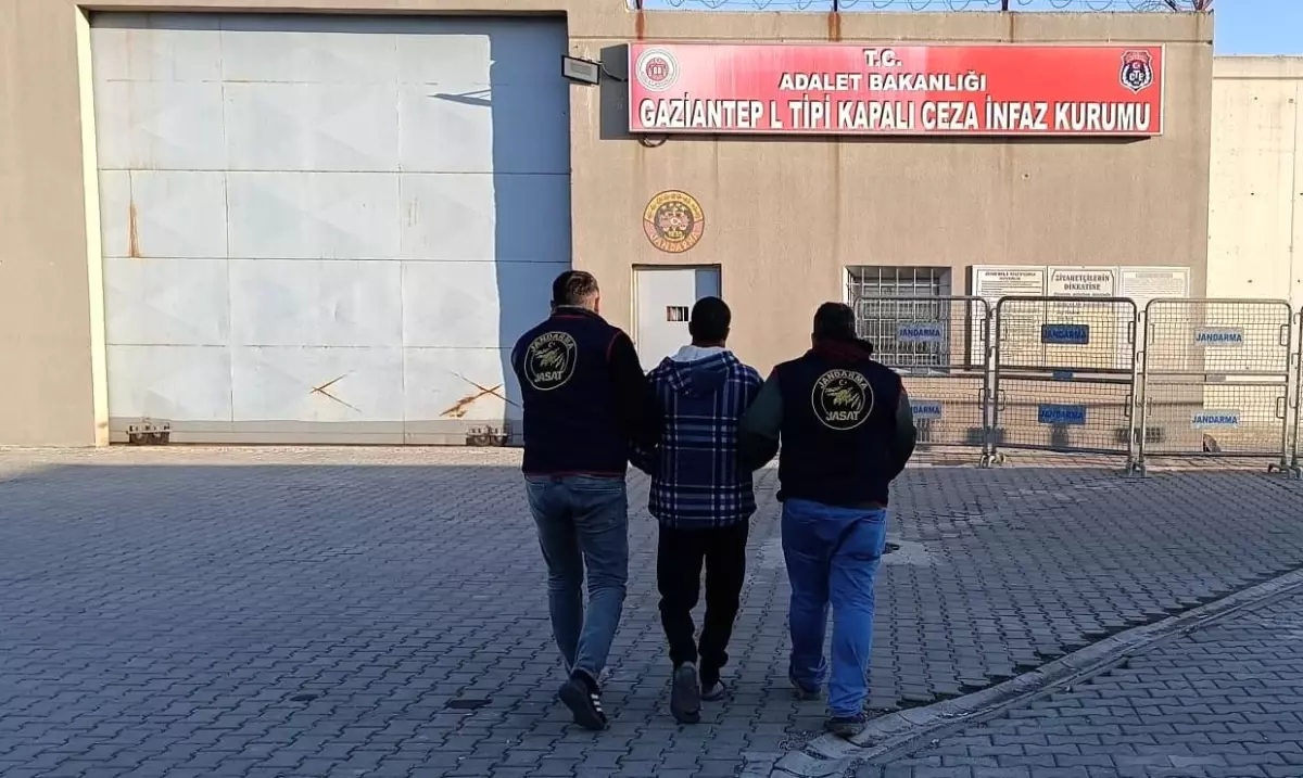 Gaziantep'te 20 Yıl Hapis Cezası Olan Firari Şahıs Yakalandı