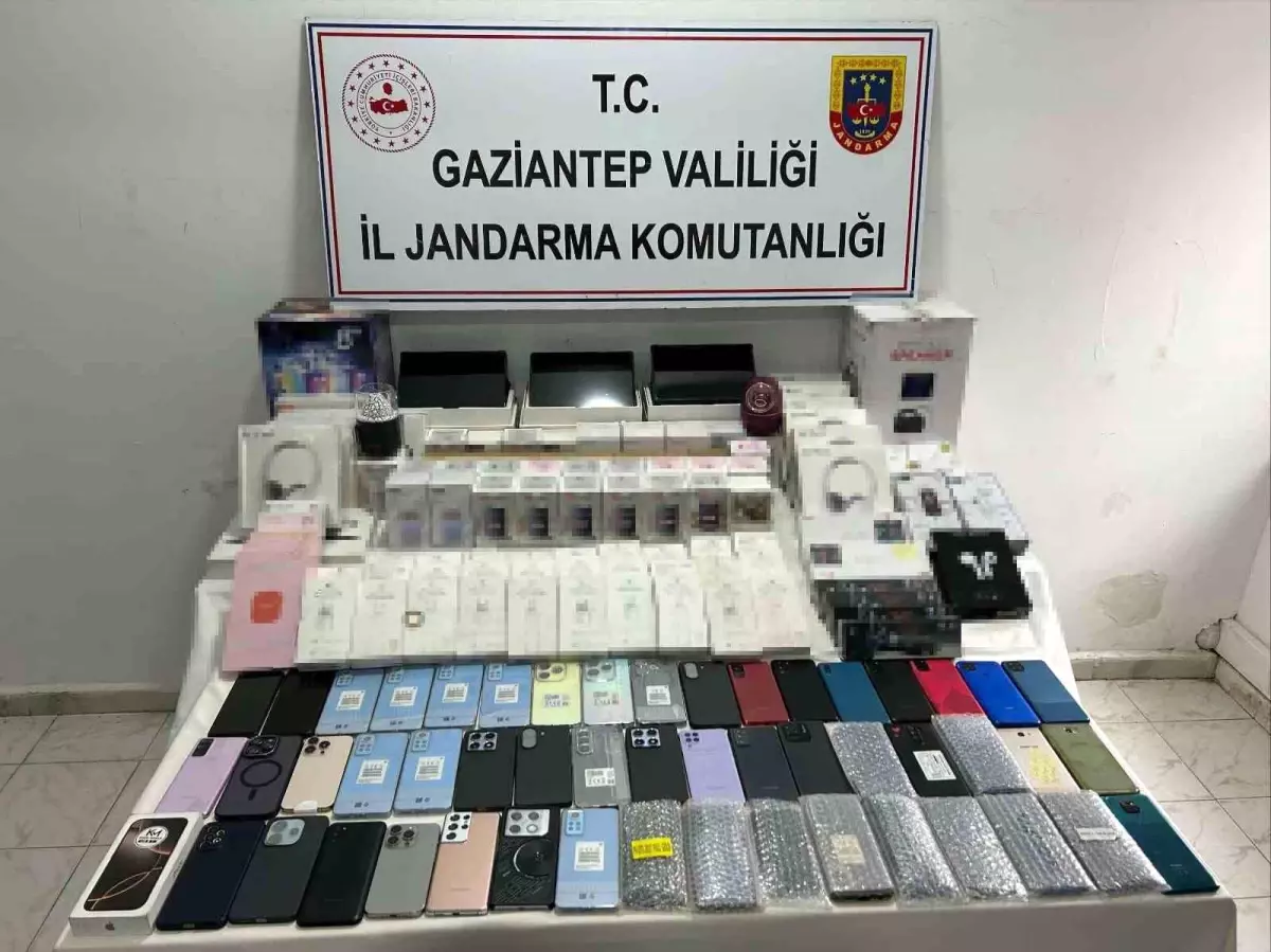 Gaziantep'te 3 Milyon TL Değerinde Kaçak Elektronik Eşya Ele Geçirildi