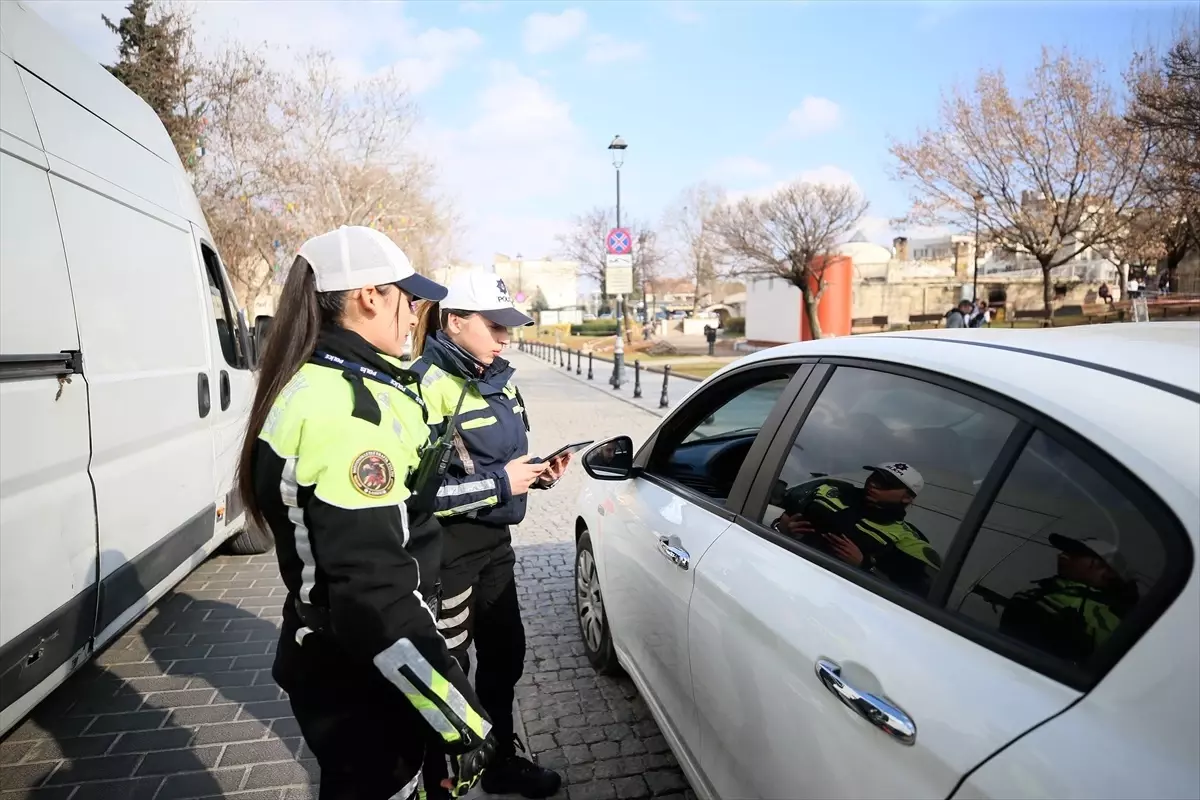 Gaziantep'te 700 Kadın Polisin Asayişteki Rolü