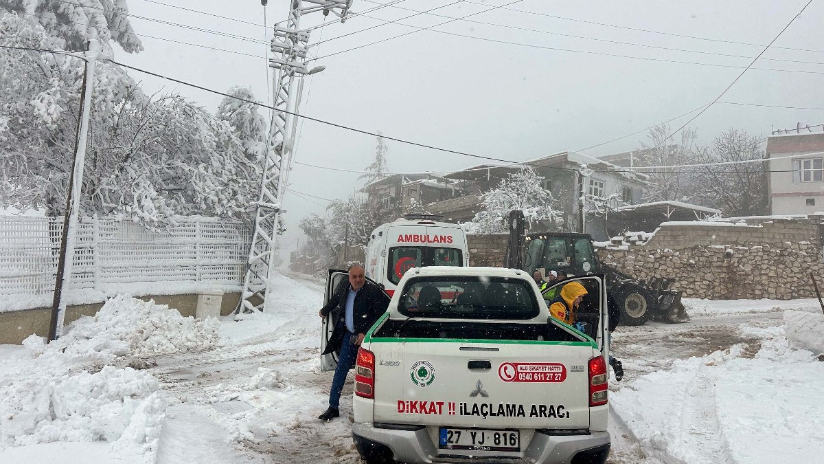 Gaziantep'te Kar Yağışı Sonrası Hastalara Ulaşım Sağlandı