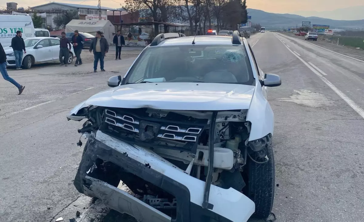 Gaziantep'te Otomobil Kazası: 5 Yaralı