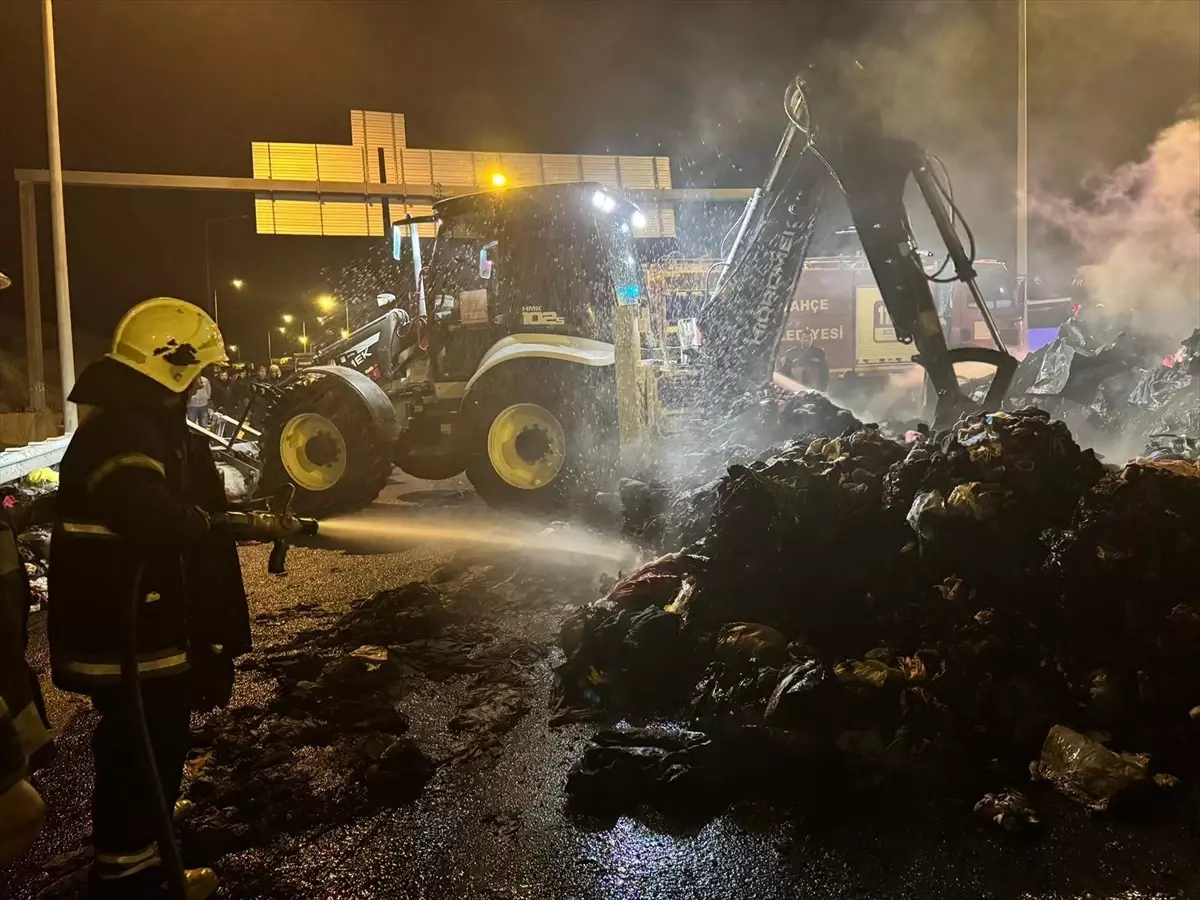 Gaziantep'te Zincirleme Trafik Kazası: 1 Ölü, 19 Yaralı