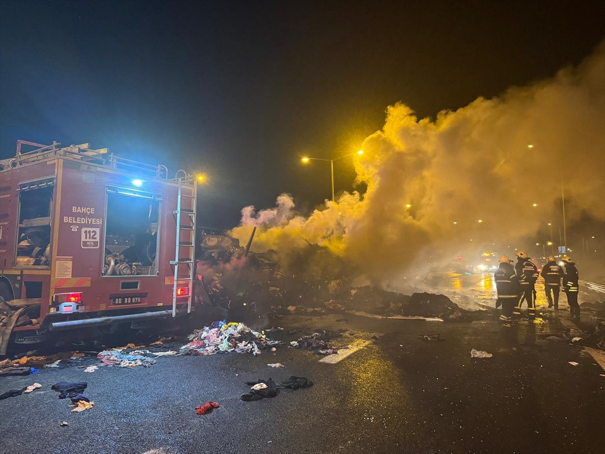 Gaziantep'te Zincirleme Trafik Kazası: 1 Ölü, 19 Yaralı