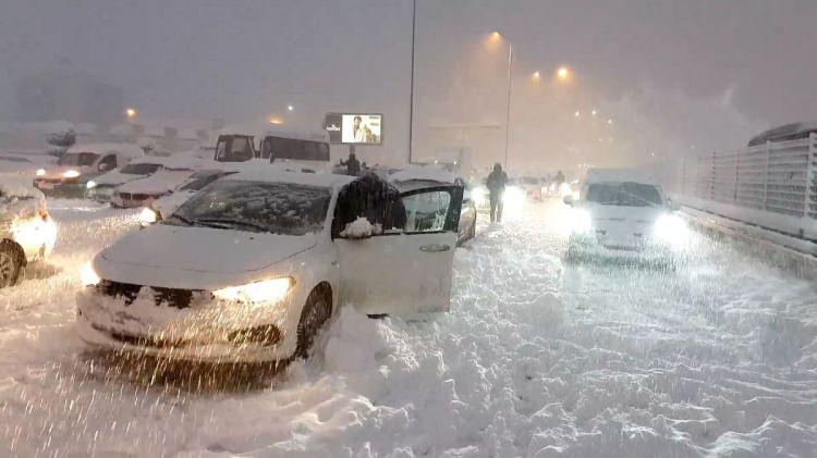 İstanbul ve 33 İlde Yoğun Kar Yağışı Uyarısı