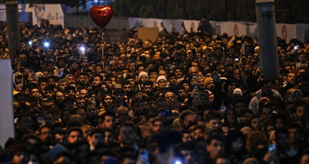 Türkiye, 6 Şubat Depremlerinde Hayatını Kaybedenleri Andı