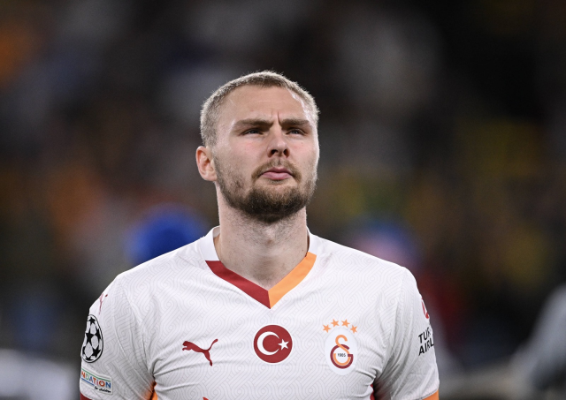 Victor Nelsson Galatasaray Kamp Kadrosunda Yer Almıyor