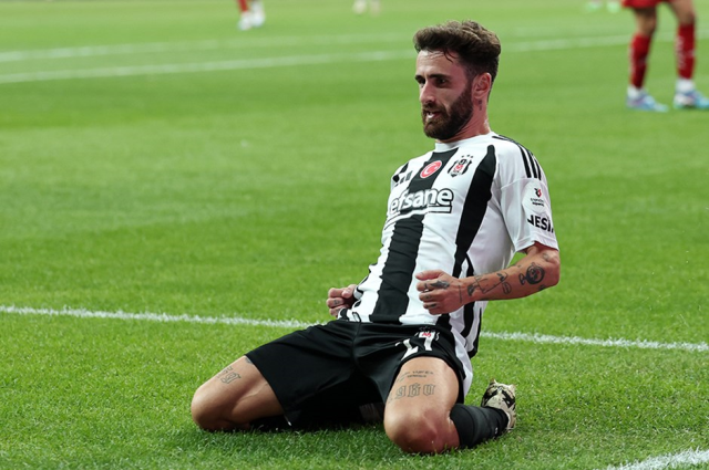 Beşiktaş'ta Rafa Silva İdmanda Yok