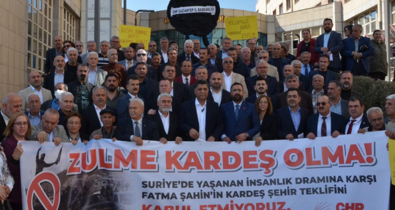 CHP Gaziantep'te Şam ve Halep'in Kardeş Şehir İlanına Tepki Gösterdi