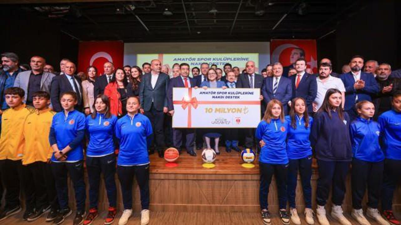 Fatma Şahin'den Amatör Spor Kulüplerine 10 Milyon TL Destek