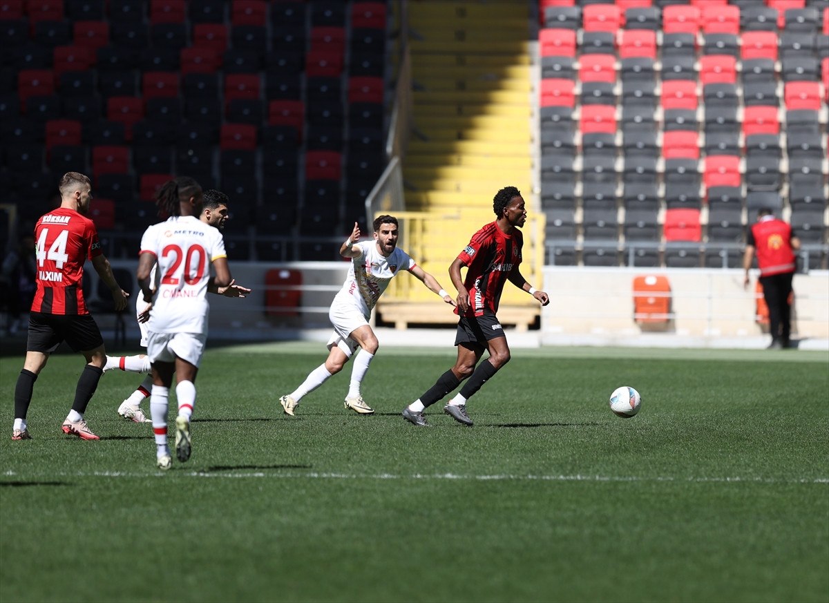 Gaziantep FK, Kayserispor'u 1-0 Yenerek Üst Üste Üçüncü Galibiyetini Aldı