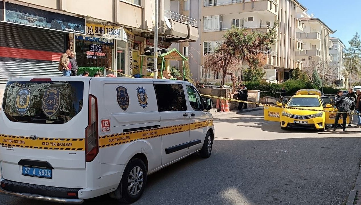 Polis Memuru Kardeşlerine Kurşun Sıktı