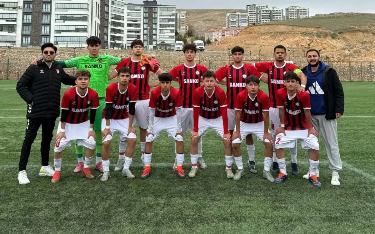 ASKSL Futbol Takımları Türkiye Finallerine Gitti