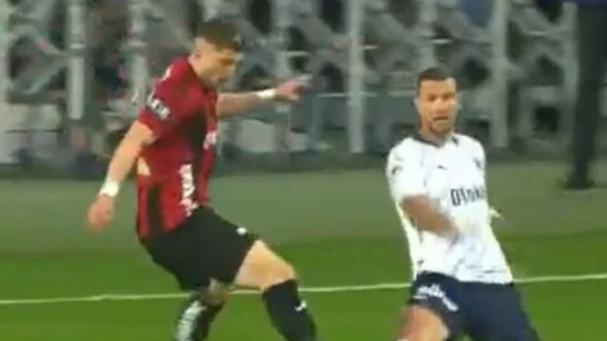 FENERBAHÇE'NİN PENALTI İTİRAZI