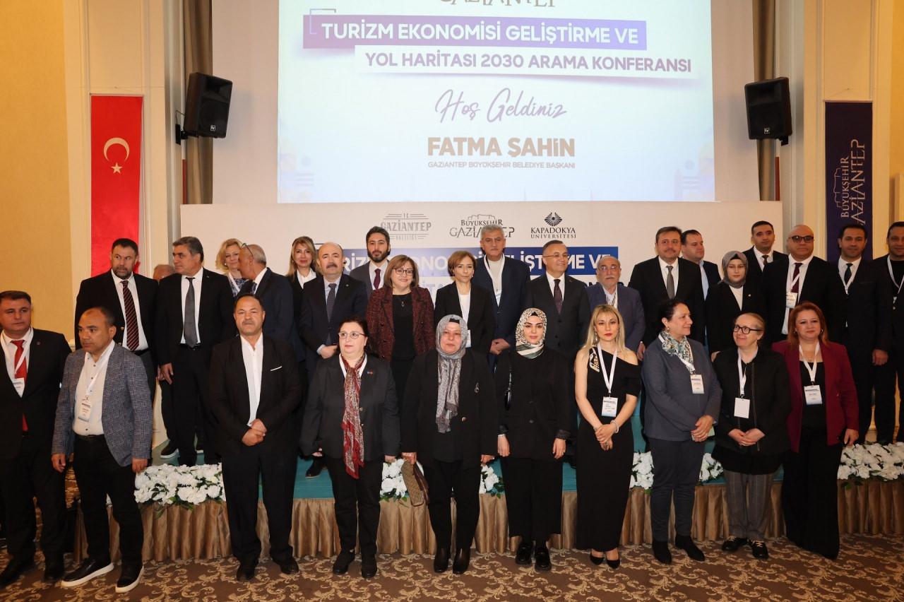 Gaziantep'te Turizm Ekonomisi Geliştirme ve Yol Haritası 2030 Arama Konferansı